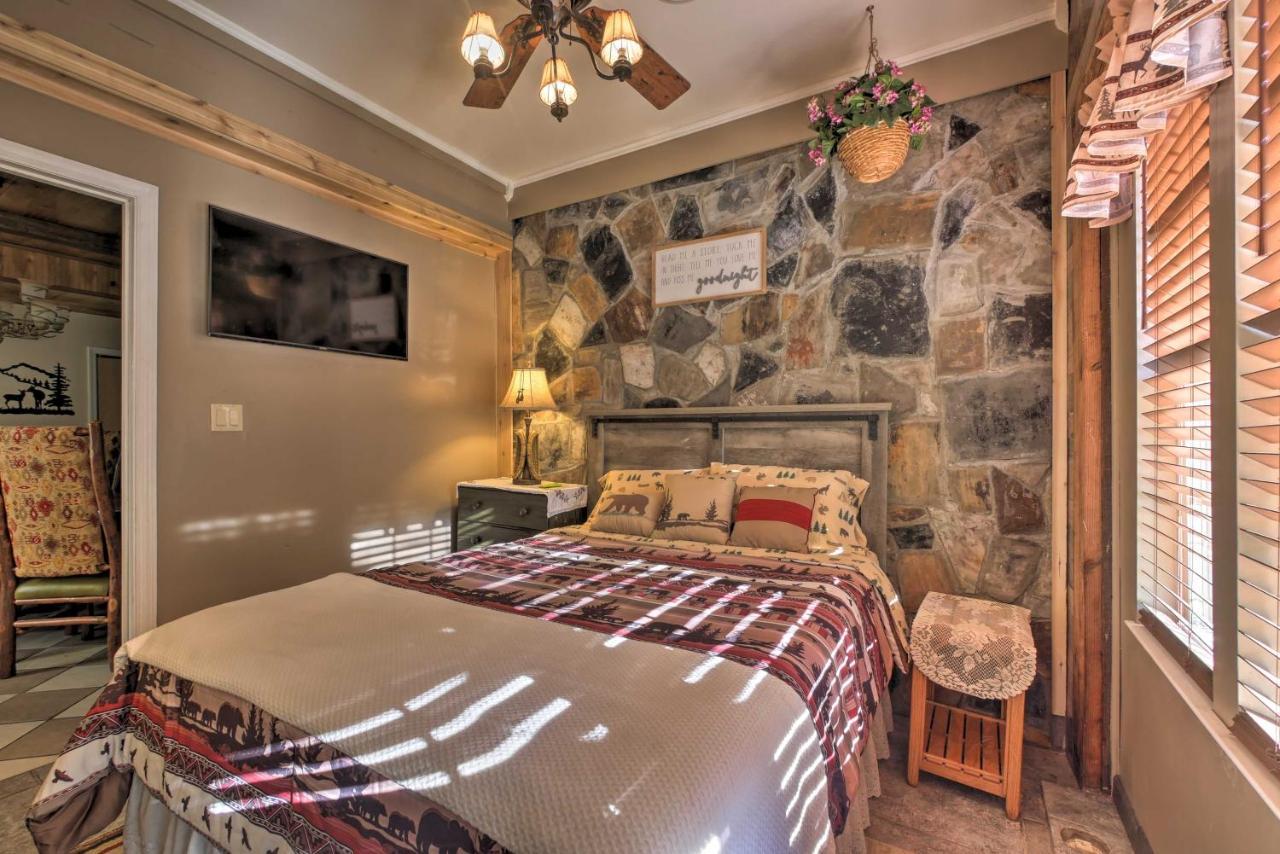 Tenn River Cabin With Hot Tub - 10 Mi To Чатануга Екстериор снимка