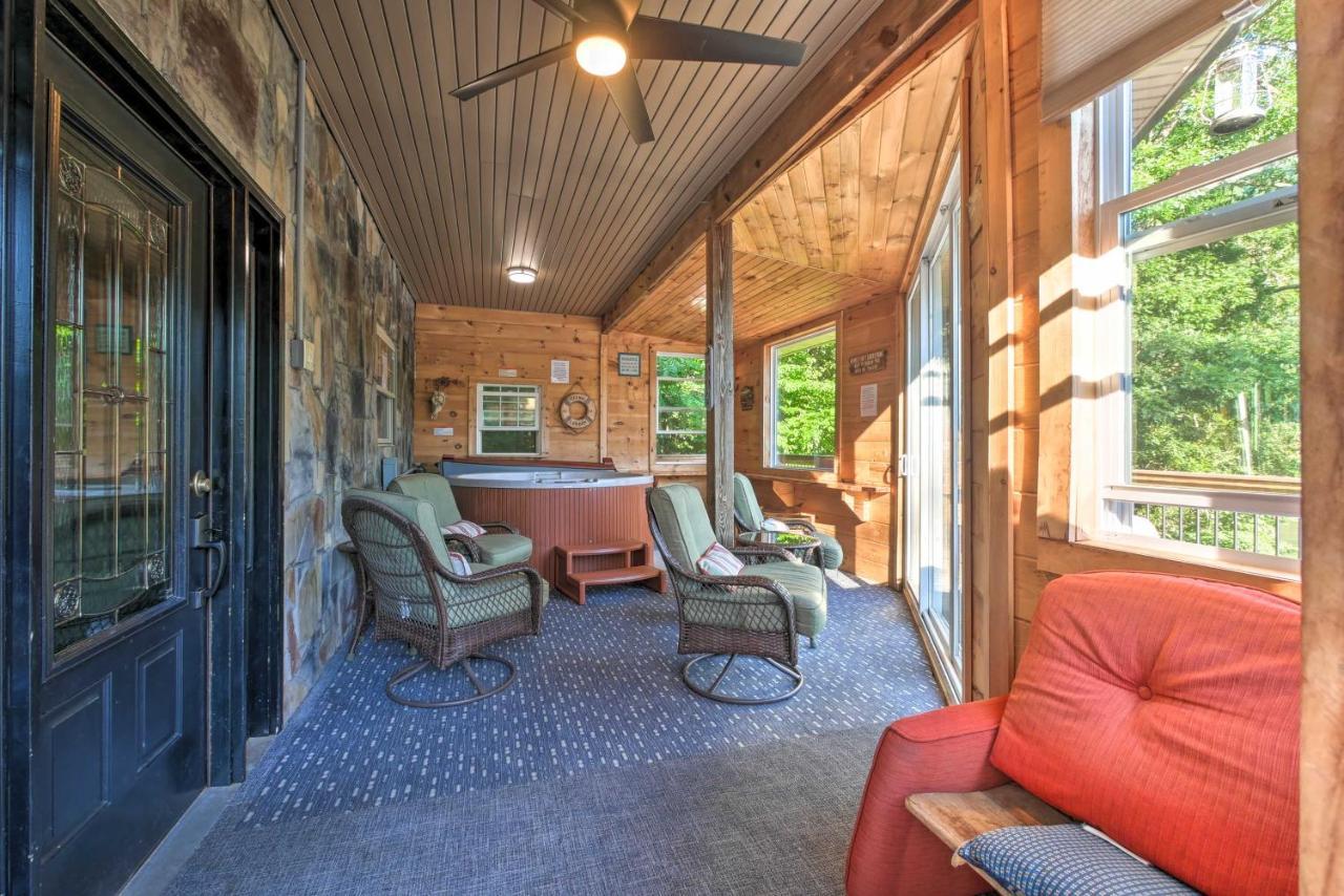 Tenn River Cabin With Hot Tub - 10 Mi To Чатануга Екстериор снимка