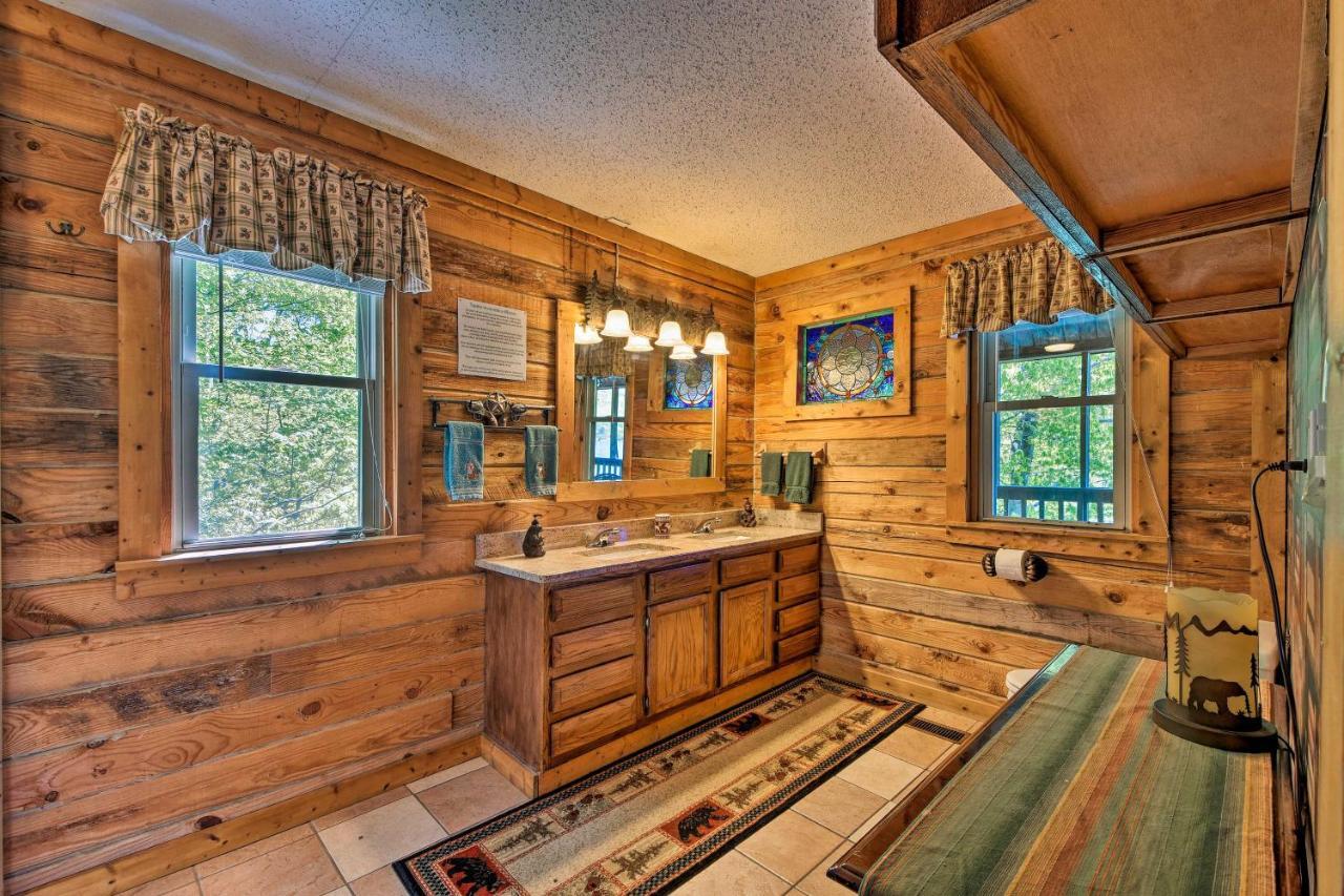 Tenn River Cabin With Hot Tub - 10 Mi To Чатануга Екстериор снимка